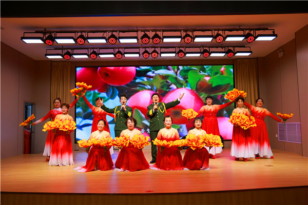 中国普法教育在线网侯马宣传站文艺轻骑兵团队 举办2025年度总结颁奖联谊会(图30) 中国普法教育在线网侯马宣传站文艺轻骑兵团队 举办2025年度总结颁奖联谊会(图30)