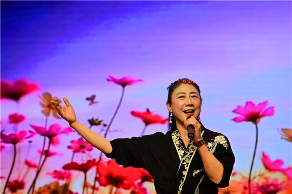 中国普法教育在线网侯马宣传站文艺轻骑兵团队 举办2025年度总结颁奖联谊会(图27) 中国普法教育在线网侯马宣传站文艺轻骑兵团队 举办2025年度总结颁奖联谊会(图27)