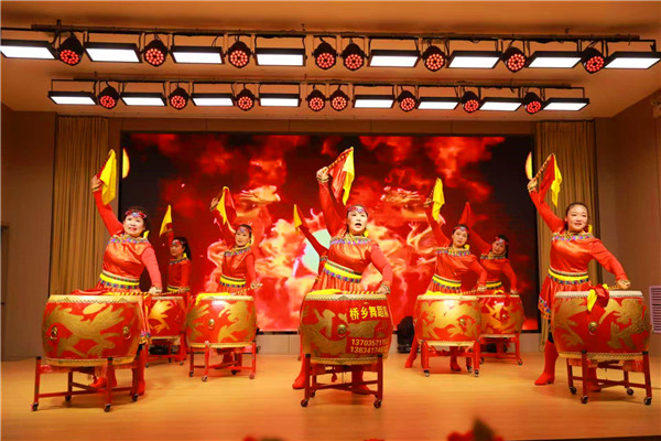 中国普法教育在线网侯马宣传站文艺轻骑兵团队  举办2025年度总结颁奖联谊会(图2)