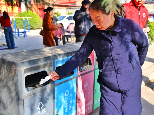 垃圾分类进乡村 文明新风吹进门(图6) 垃圾分类进乡村 文明新风吹进门(图6)