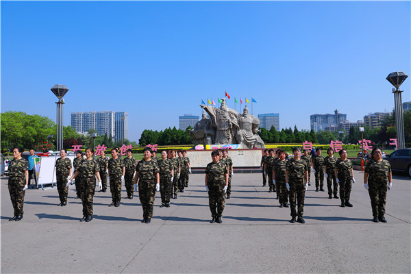 宣传员深入群众 文艺表演寓教于乐  侯马市“交通安全反思日”暨“文明行为促进条例”宣传周活动全面启动 (图19)